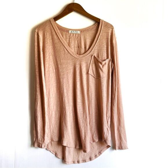 We the Free by Free People long sleeve peach colored top size medium - Picture 2 of 8